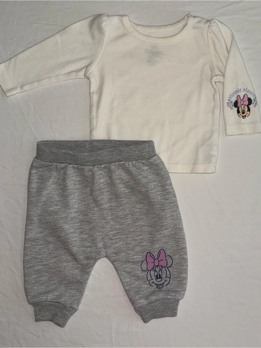 Baby Girl Winter / Fall Bundle | 6 Months | Carter’s Disney baby 4-matching sets